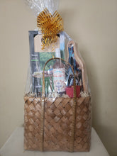 Load image into Gallery viewer, Gift Baskets

